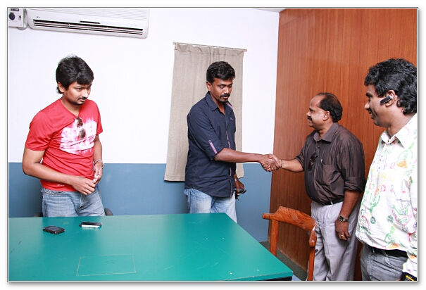 BEHINDWOODS ORU KAL ORU KANNADI CONTEST - IMAGES